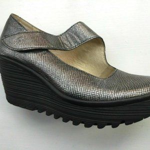 NEW Fly London Women's Mary Jane Wedge
